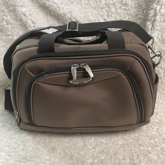 Jaguar Heavy duty Brown & Black fabric Medium duffle bag silver tone hardwares - Picture 3 of 14